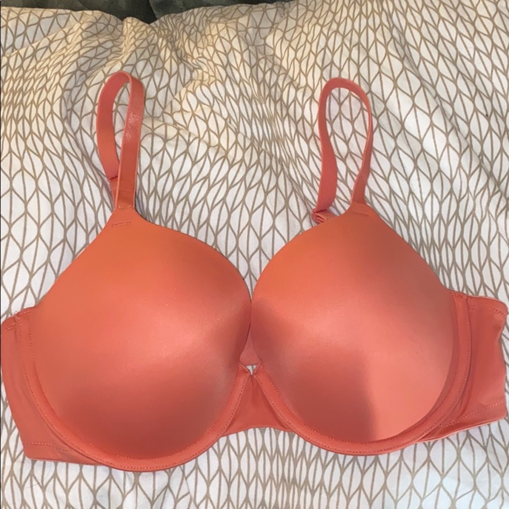 NWOT PINK T-Shirt Bra 36D
